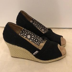 TOMS Black Canvas Espadrille Wedges